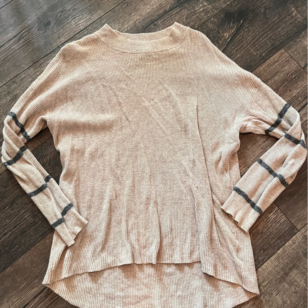 American Eagle AE long sleeve oversized sweater size small